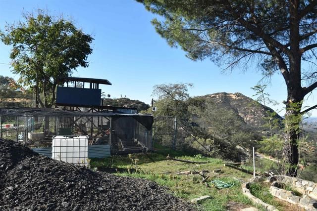 15519 Skyline Truck Trail, Jamul, CA 91935