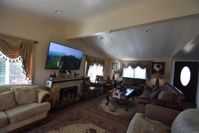 15519 Skyline Truck Trail, Jamul, CA 91935