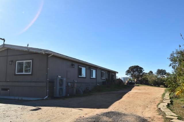 15519 Skyline Truck Trail, Jamul, CA 91935