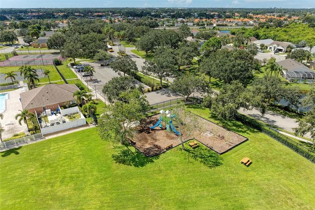 4642 RUNABOUT WAY, Bradenton, FL 34203