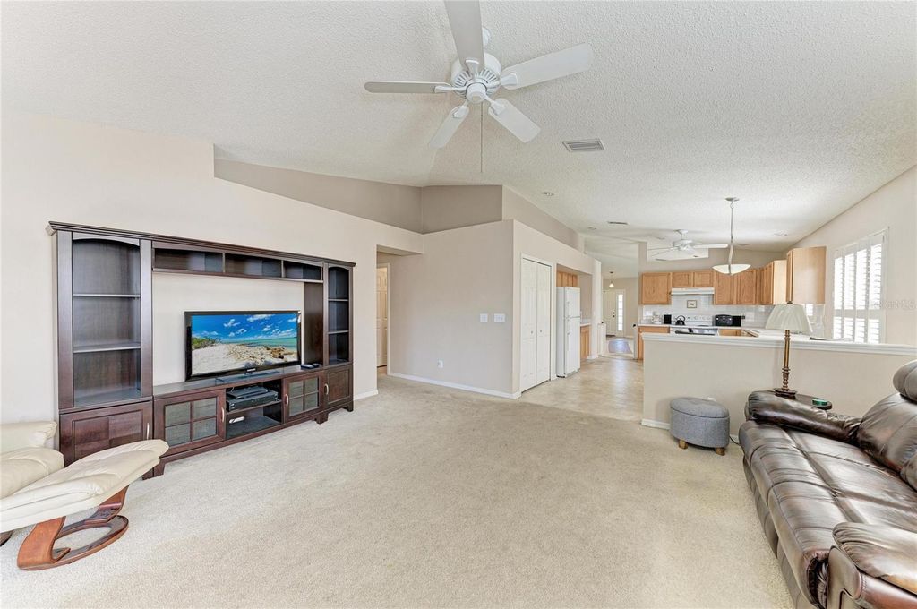 Image 23 of property listing at 4642 RUNABOUT WAY, Bradenton, FL 34203