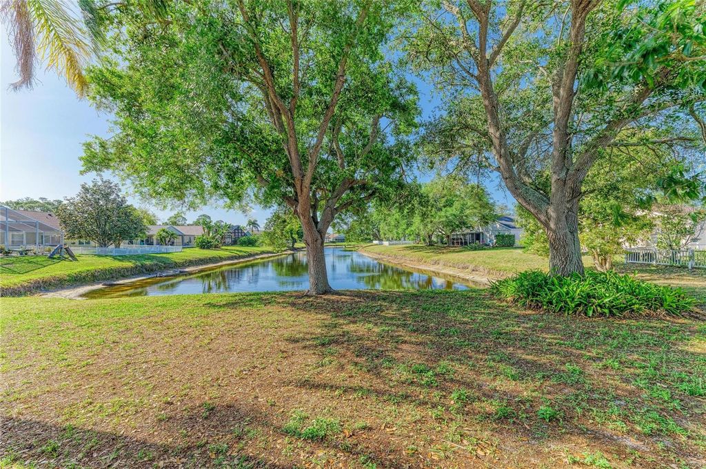 Image 52 of property listing at 4642 RUNABOUT WAY, Bradenton, FL 34203