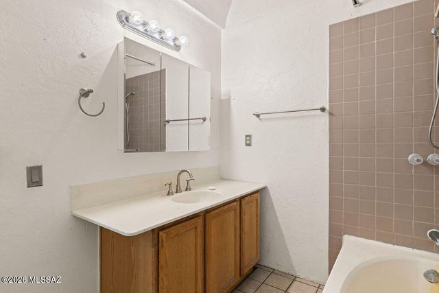 313 E Windsor Street, Tucson, AZ 85705