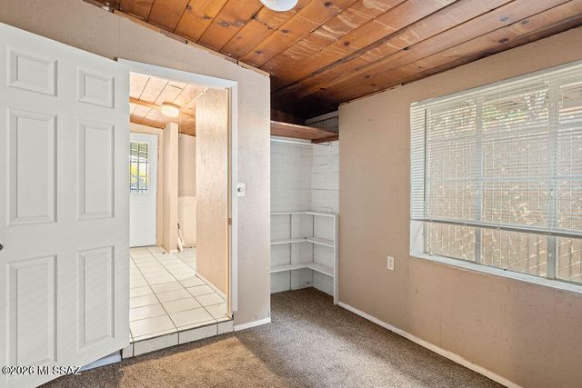 313 E Windsor Street, Tucson, AZ 85705