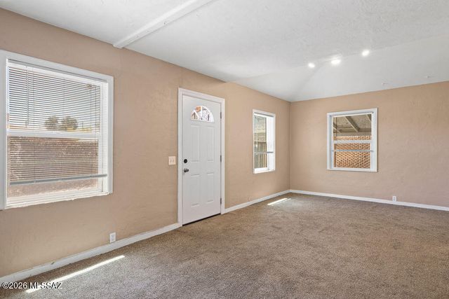 313 E Windsor Street, Tucson, AZ 85705