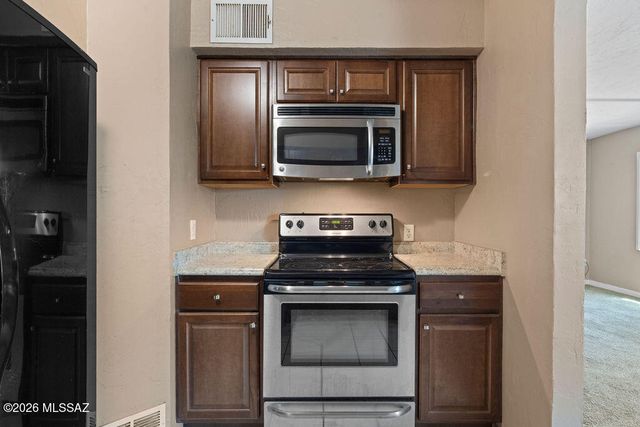 313 E Windsor Street, Tucson, AZ 85705