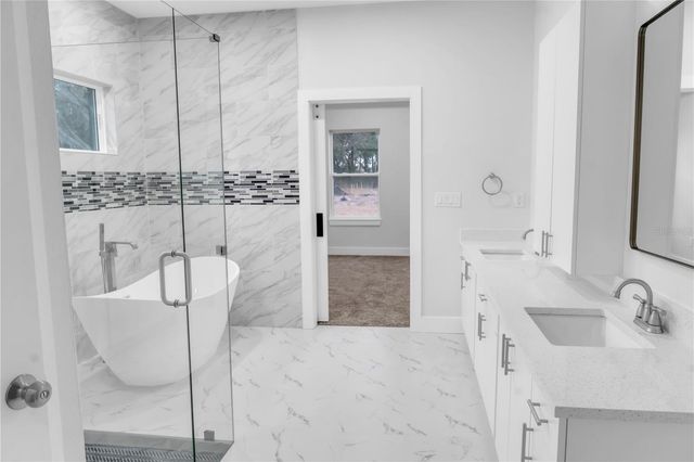 5530 BELL, Zephyrhills, FL 33540