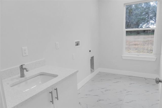 5530 BELL, Zephyrhills, FL 33540