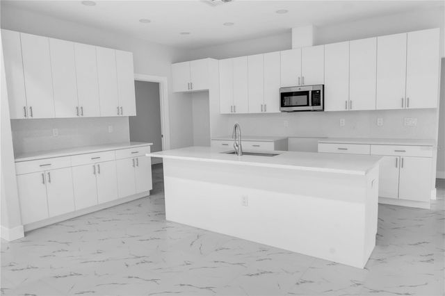 5530 BELL, Zephyrhills, FL 33540