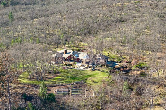 178 Meadow Oaks Drive, Ashland, OR 97520