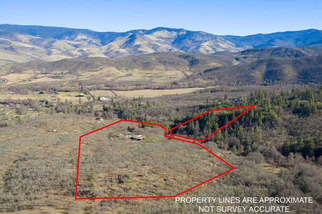 178 Meadow Oaks Drive, Ashland, OR 97520