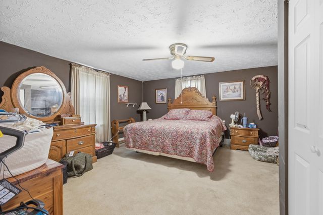 1087 Searcy School Road, Lawrenceburg, KY 40342