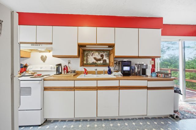 1087 Searcy School Road, Lawrenceburg, KY 40342