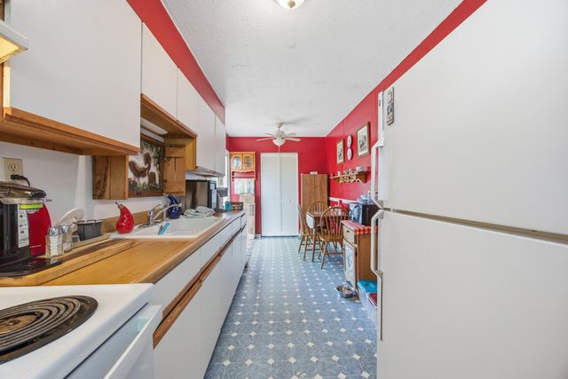 1087 Searcy School Road, Lawrenceburg, KY 40342