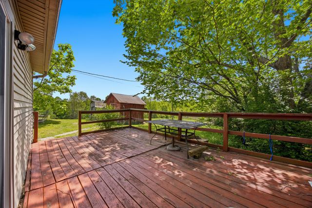 1087 Searcy School Road, Lawrenceburg, KY 40342