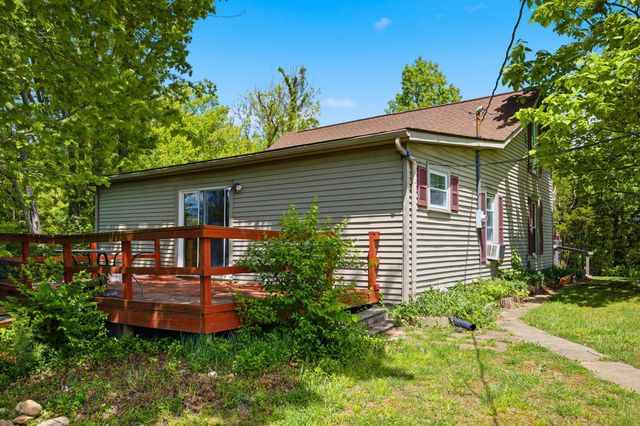 1087 Searcy School Road, Lawrenceburg, KY 40342