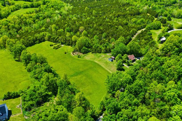 1087 Searcy School Road, Lawrenceburg, KY 40342