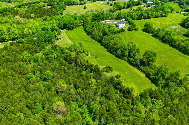 1087 Searcy School Road, Lawrenceburg, KY 40342