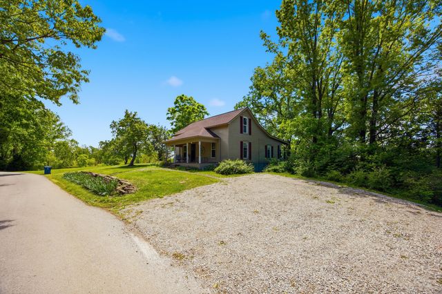 1087 Searcy School Road, Lawrenceburg, KY 40342