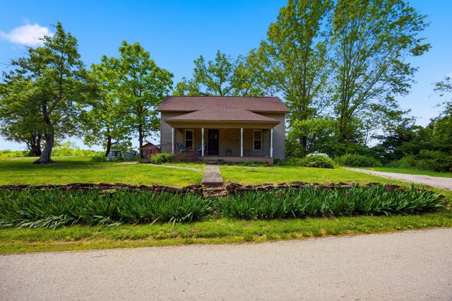 1087 Searcy School Road, Lawrenceburg, KY 40342