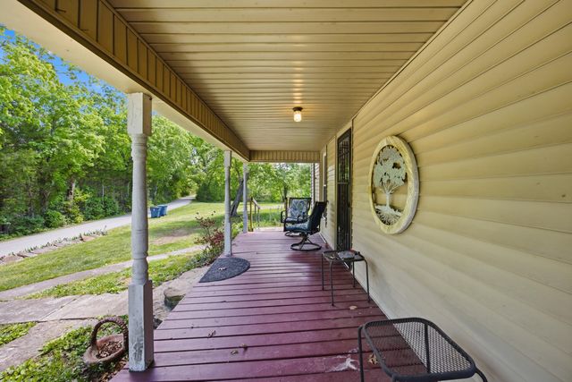 1087 Searcy School Road, Lawrenceburg, KY 40342