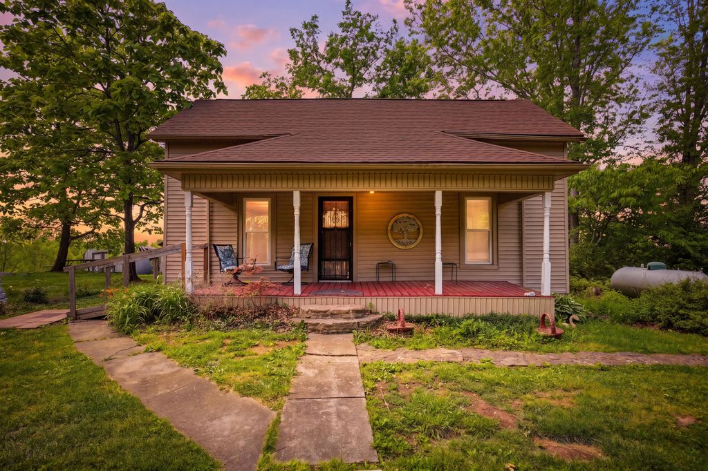 1087 Searcy School Road, Lawrenceburg, KY 40342