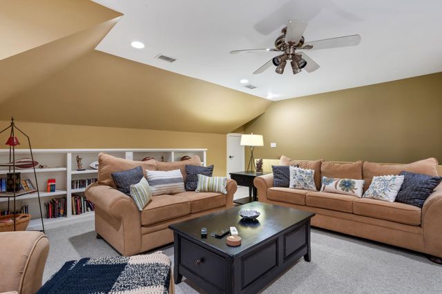 770 Ship Wreck Place, Inman, SC 29349