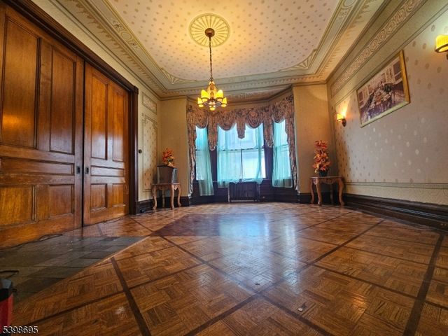 608 3rd St, Belvidere Twp., NJ 07823