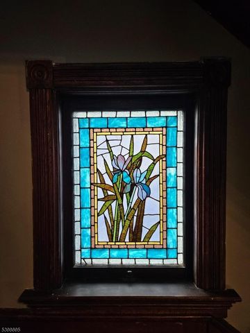 608 3rd St, Belvidere Twp., NJ 07823