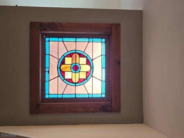 608 3rd St, Belvidere Twp., NJ 07823