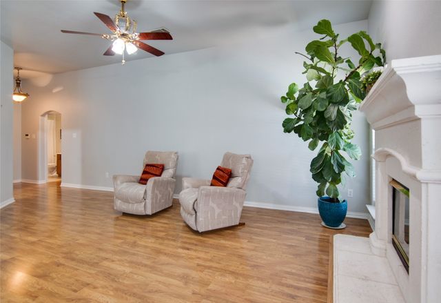 5520 Bandelier Trail, Fort Worth, TX 76137