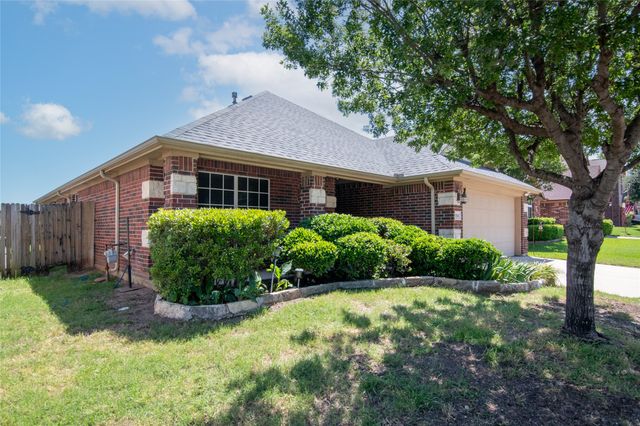 5520 Bandelier Trail, Fort Worth, TX 76137