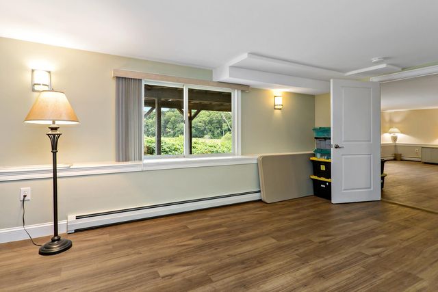 107 S Abbey Gate, Cotuit, MA 02635