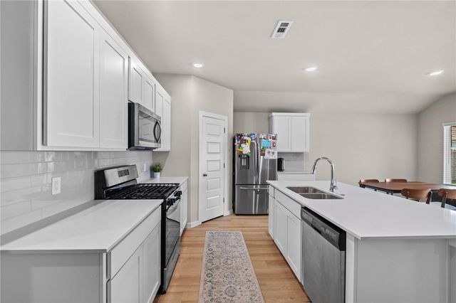 903 Nursery Road, Rogers, AR 72758