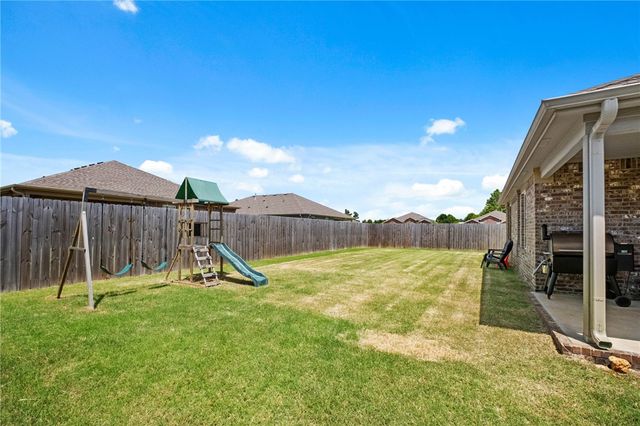 903 Nursery Road, Rogers, AR 72758
