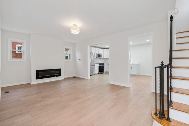 2441 Dewey St, Munhall, PA 15120