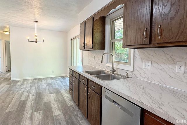 23971 Banyan Circle, Elkhart, IN 46516