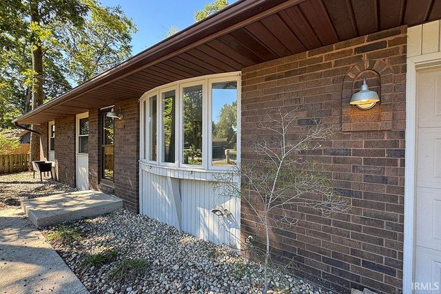 23971 Banyan Circle, Elkhart, IN 46516