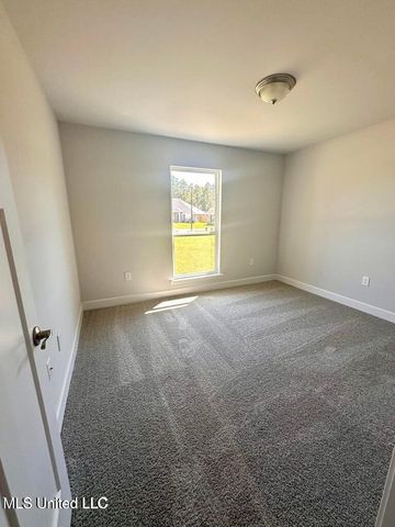 6288 Emerald Lake Drive, Biloxi, MS 39532