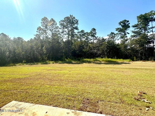 6288 Emerald Lake Drive, Biloxi, MS 39532