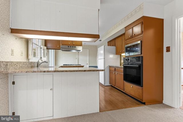 8714 GRANITE LN, Laurel, MD 20708