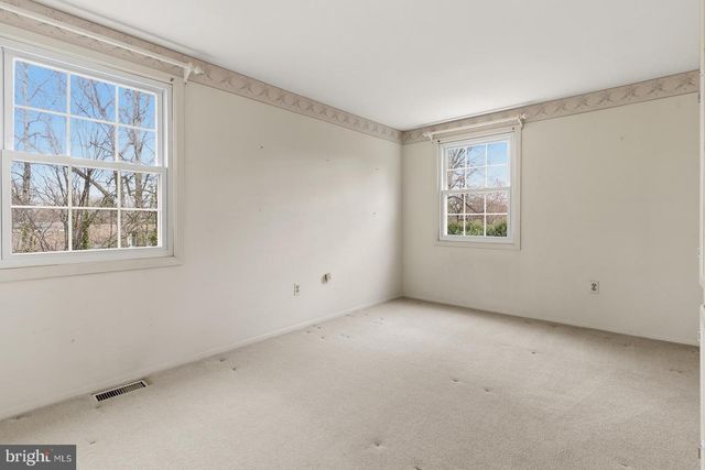 8714 GRANITE LN, Laurel, MD 20708