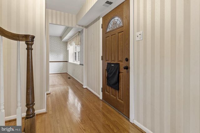 8714 GRANITE LN, Laurel, MD 20708