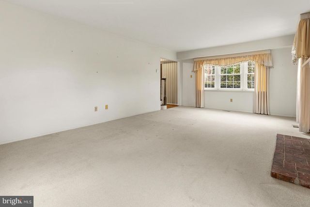 8714 GRANITE LN, Laurel, MD 20708