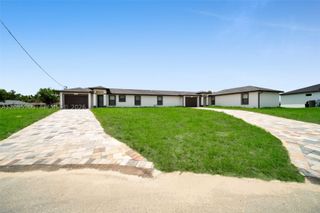 4985 Fairway Ct 4985, Lehigh Acres, FL 33971