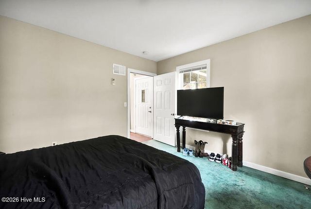 542 Brunswick Street SE, Bolivia, NC 28422