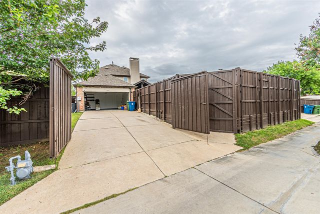 1440 Sunswept Terrace, Lewisville, TX 75077