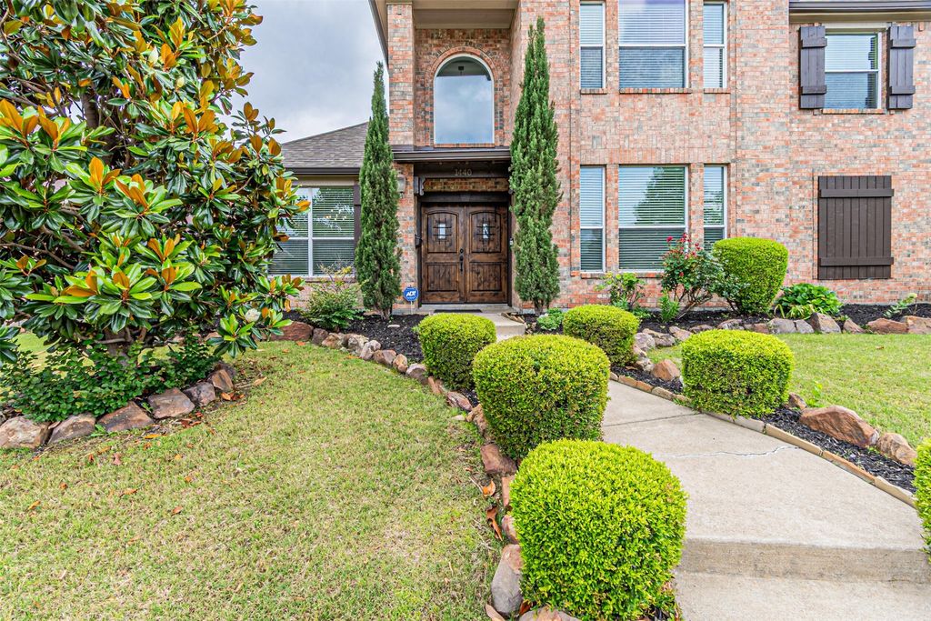 1440 Sunswept Terrace, Lewisville, TX 75077