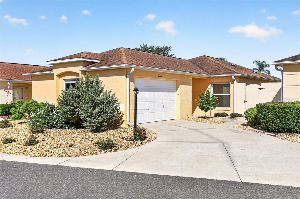 1217 SANTA CRUZ DRIVE, The Villages, FL 32162