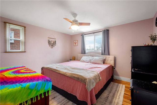 325 Conniston Ave, Bon Air, PA 15210